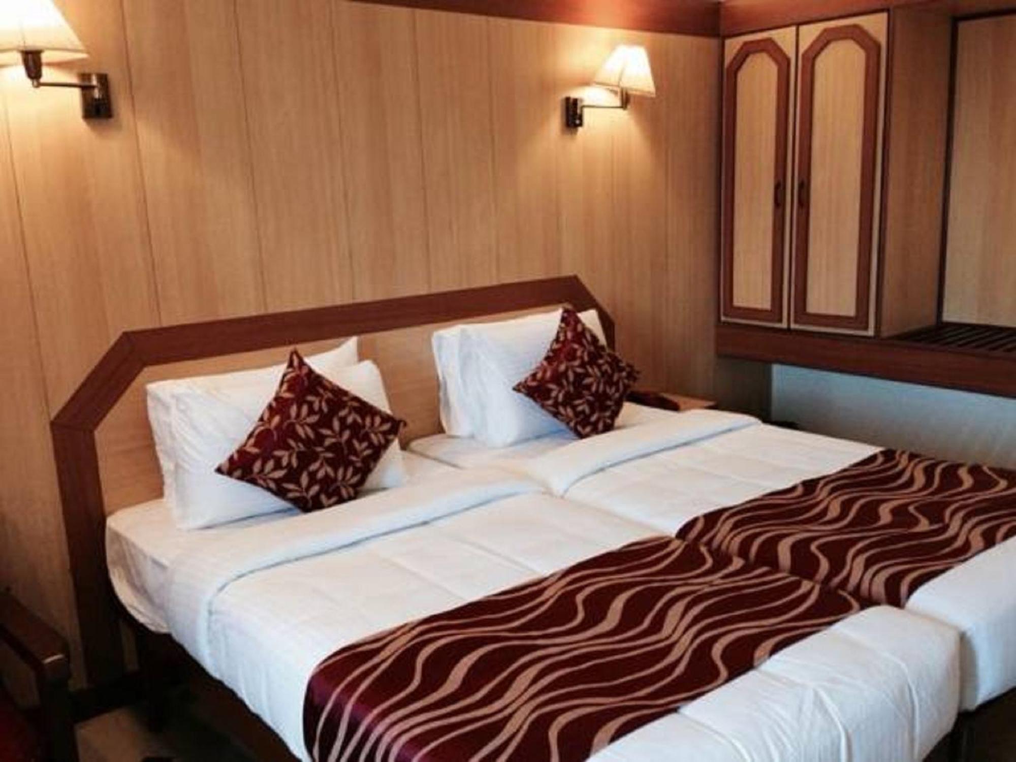 Hotel Swagath 벵갈루루 외부 사진